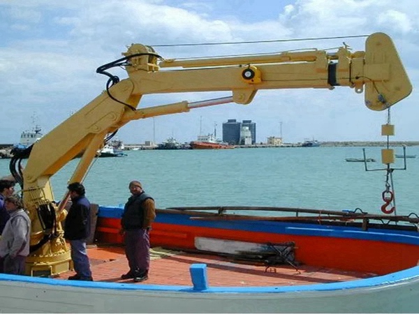 湖北咸宁船用克令吊厂家来说说设备如何使用