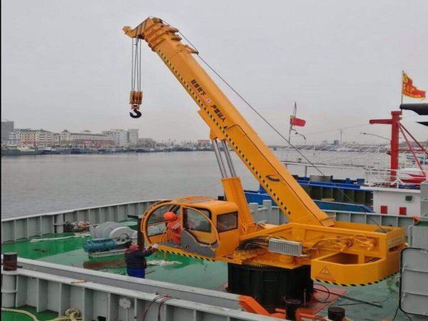 广东珠海船用起重机销售厂家船吊的执行机构和液压系统